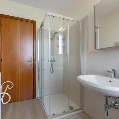 Corbei شقة توري ديل بيناكو